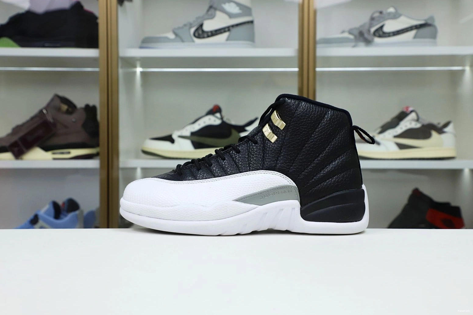 PLAYOFFS 12 RETRO JORDAN 2022 AIR 1030